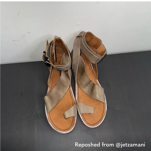 Free People Vale Boot Sandals. Not in original box. Good condition. - Picture 11 of 16